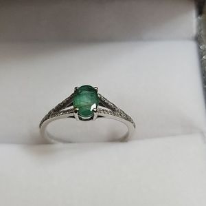 10K white gold emerald and diamond ring